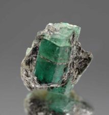 EM-ET-S-01-TOP Ethiopian Emerald specimen, rough, 7 g, Shakiso deposit - Exhibit Gems